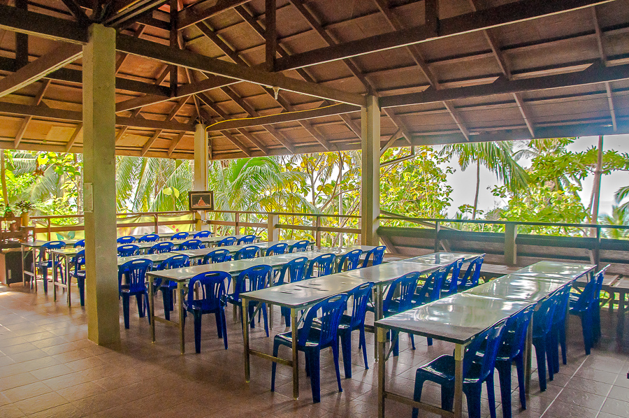 The dining hall where we ate our rice soup breakfast and vegetarian lunch.